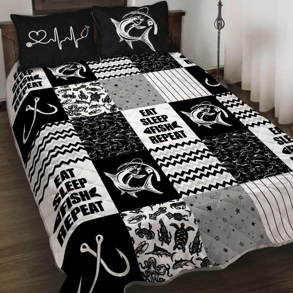 Fishing Pattern Quilt Bedding Set Multi Colors