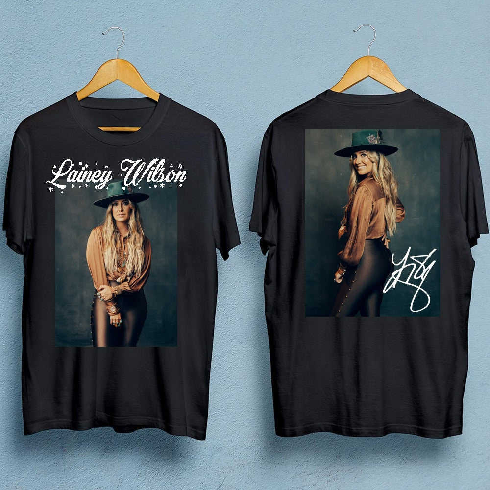 Lainey Wilson signature T-shirt