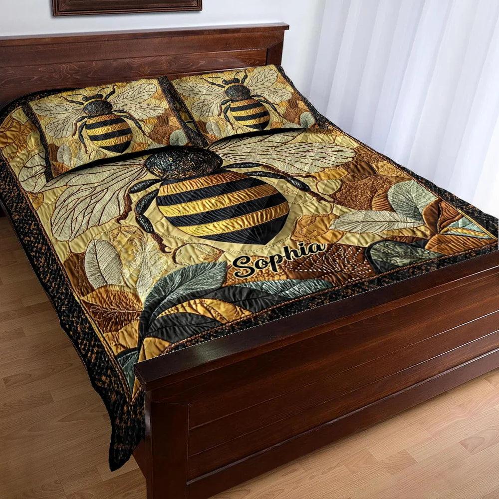 Golden Bee Honeycomb – Personalized Name Quilt Bedding Set For Beekeeper