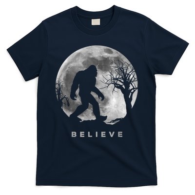Bigfoot Night Full Moon I Believe Sasquatch T-Shirt