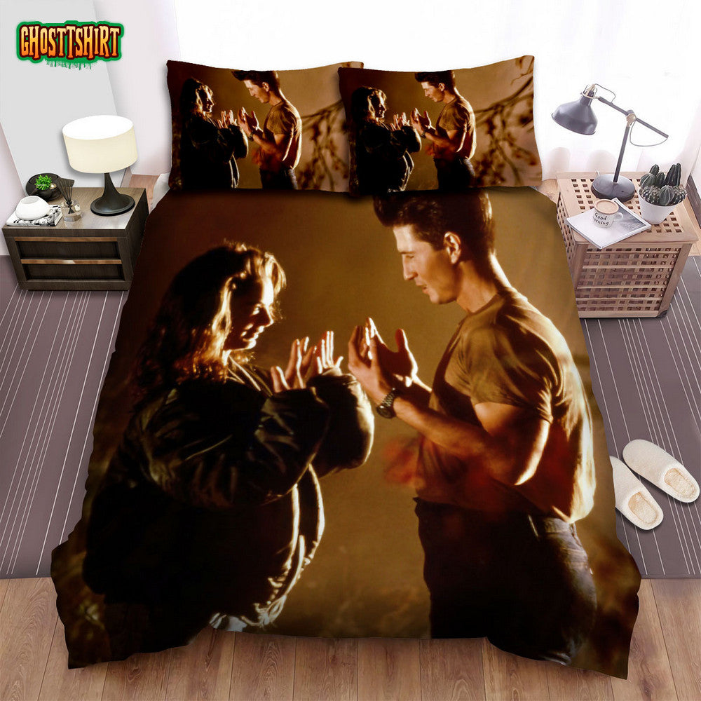 Body Snatchers (1993) Movie Couple Scene Bed Sheets Spread Comforter Duvet Cover Bedding Set