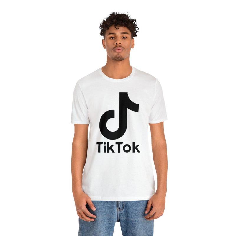 Tiktoker Influencer Shirt, TikTok Logo Tee, Content Creator Shirt, 100% Cotton, Express Shipping, Unisex TikTok T-shirt Menswear Top Menswear Top Love