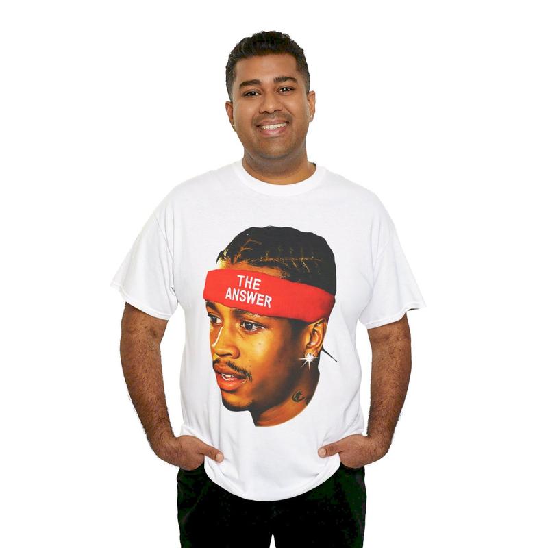 Allen Iverson Retro Vintage 90s Styled Graphic T-Shirt Ball Fan Basketball Legend Tee Casual Classic Cotton Menswear Top Tshirt Streetwear Comfy Day O