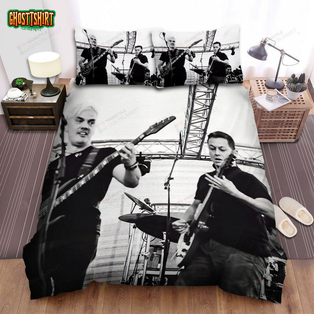 Floater The Band Are Performing With Guitar Bed Sheets Spread Comforter Duvet Cover Bedding Set