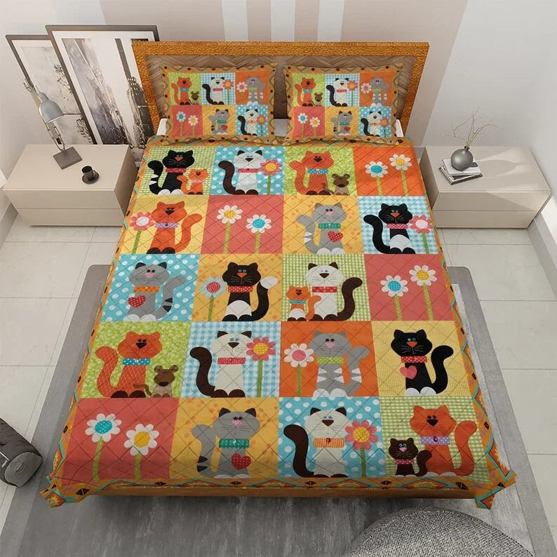 Personalized Vintage Cartoon Cat with Flower Halloween 3-Piece Quilt Bedding Set With Pillowcases