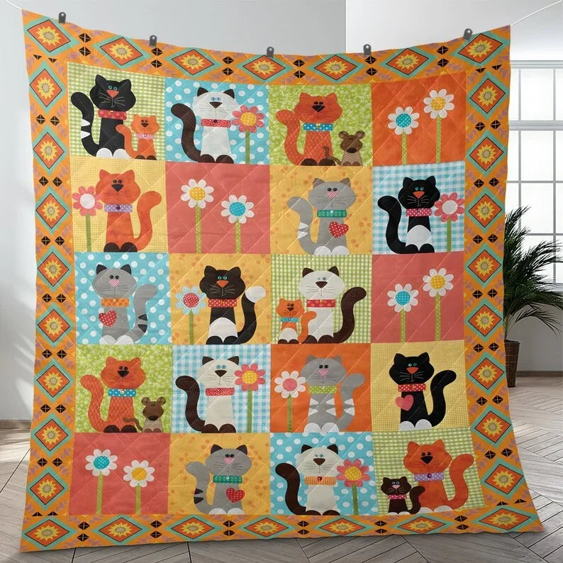 Personalized Vintage Cartoon Cat with Flower Halloween 3-Piece Quilt Bedding Set With Pillowcases