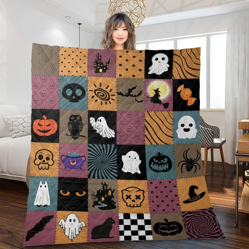Personalized Spooky Season Halloween 3-Piece Quilt Bedding Set With Pillowcases