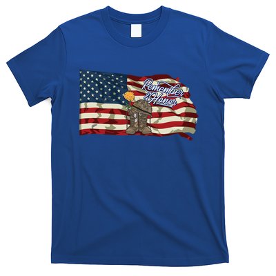 Remember And Honor Veterans Day Patriotic American Flag Cool Gift T-Shirt