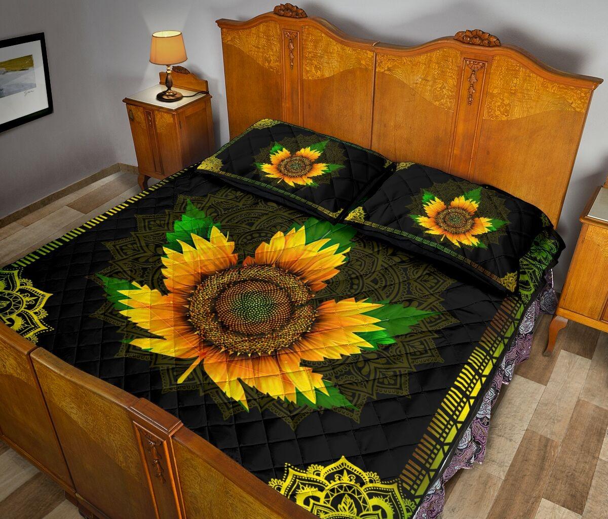 Personalized Sunflower Leaf 3-Piece Quilt Bedding Set