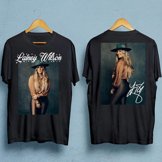 Lainey Wilson signature T-shirt