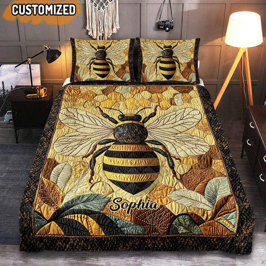Golden Bee Honeycomb – Personalized Name Quilt Bedding Set For Beekeeper