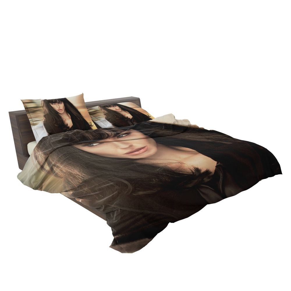 Angelina Jolie in Salt Movie 2010 Bedding Set