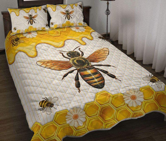 Bee With Honey Flower Decoration Quilt Bedding Set