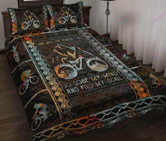 Cycling Pattern Quilt Bedding Set
