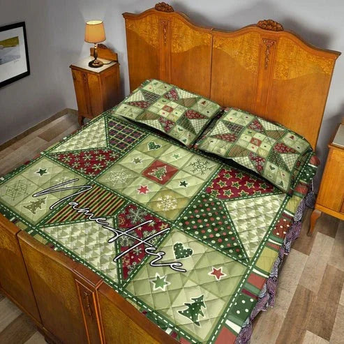 Personalized Christmas Patchwork Seamless Christmas Winter 3-Piece Quilt Bedding Set With Pillowcases