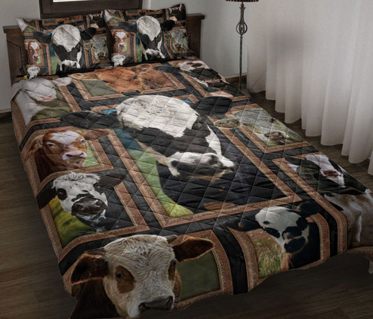 Cattle Quilt Set, Cute Cows Cattle Frame Patchwork Floral Farm Quilt Blanket With Pillowcases, Quilt Bedding Set