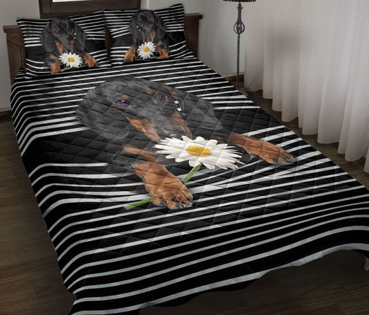 Dachshund Quilt Set, Black Dachshund White Daisy Striped Dog Quilt Blanket With Pillowcases, Quilt Bedding Set