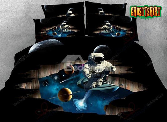 Astronaut And Outer Space Bedding Set