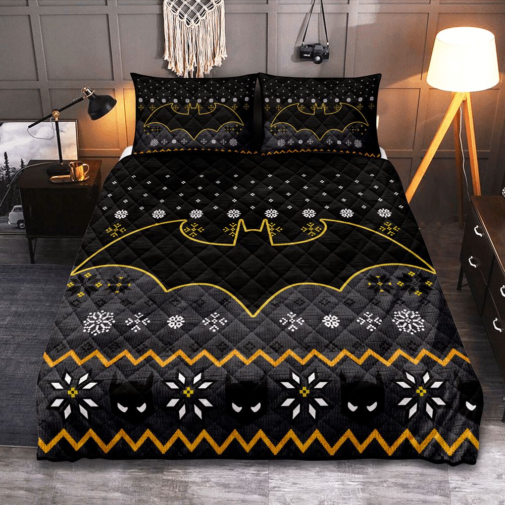 Personalized Batman Holiday 3-pc Quilt Bedding Set for Christmas Decor Batman