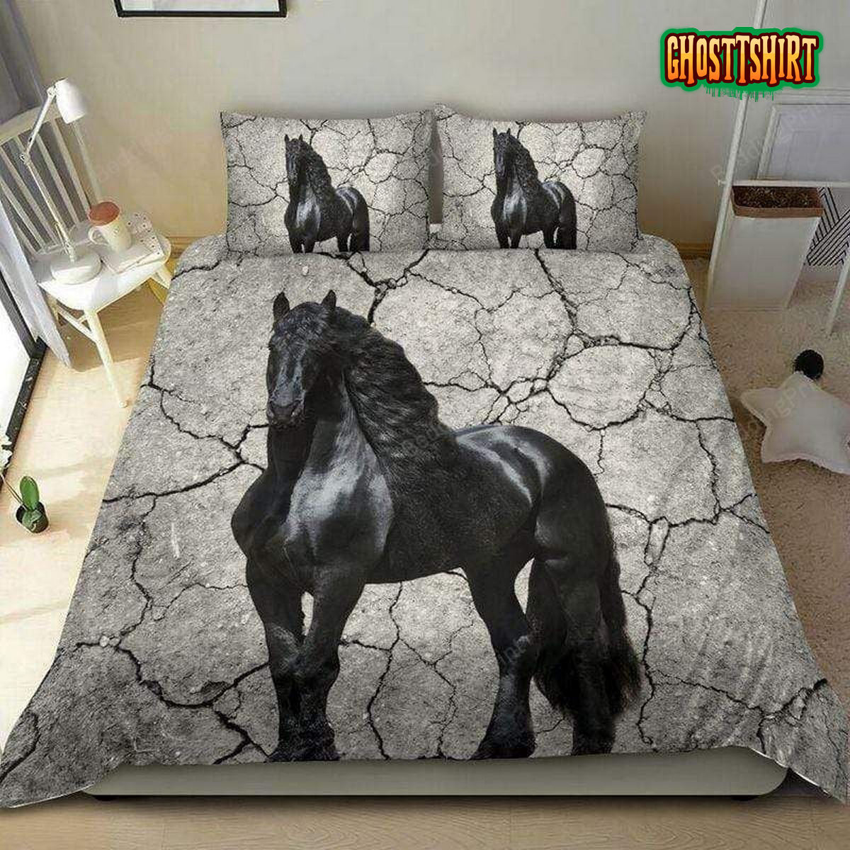 Beautiful Black Horse Bedding Set