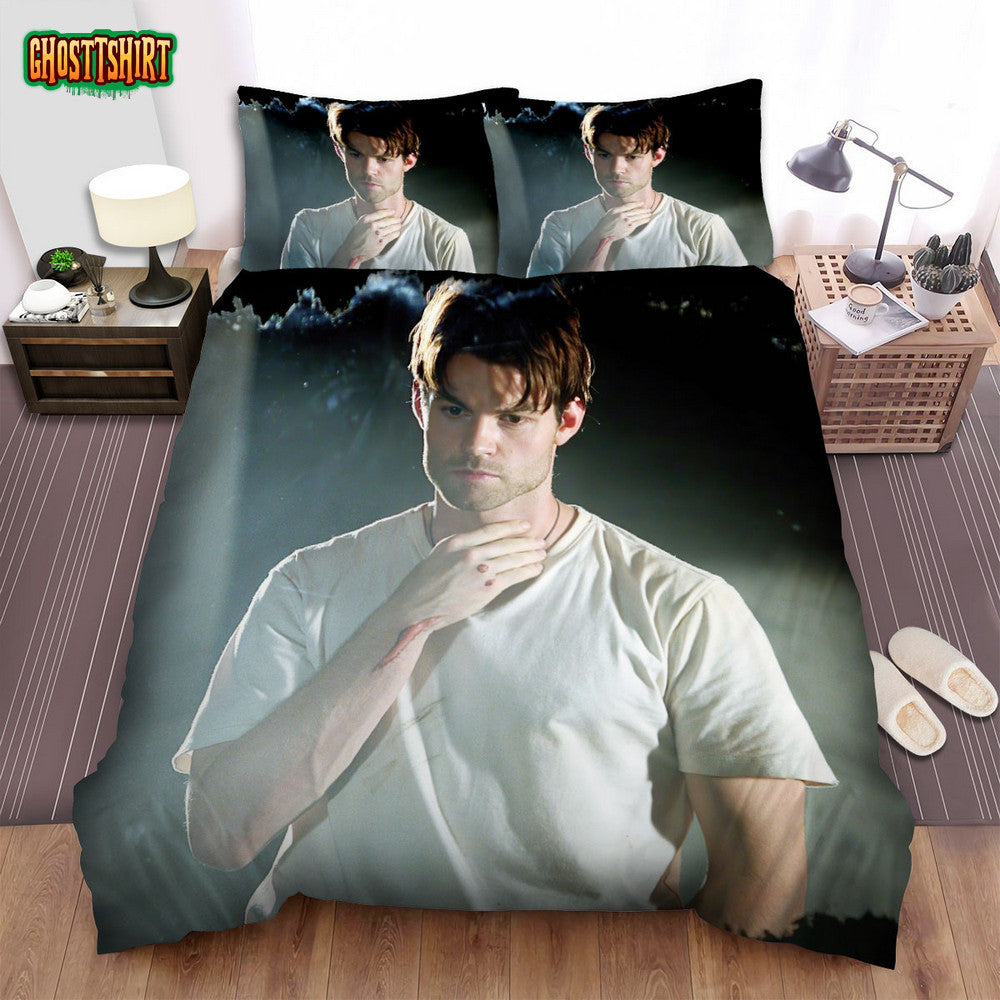 Captivity (2007) Movie Daniel Gillies Scene Bed Sheets Spread Comforter Duvet Cover Bedding Set