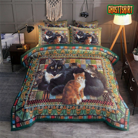 Cat Mom And Little Cute Kitty Bed Sheets Duvet Cover Bedding Set