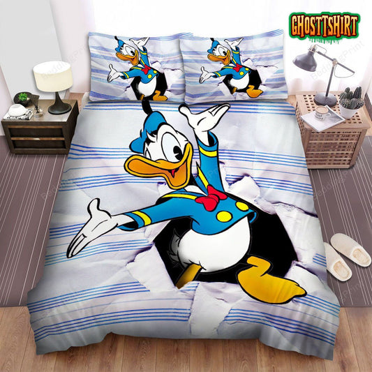 Classic Donald Duck Presenting Bed Sheets Duvet Cover Bedding Set