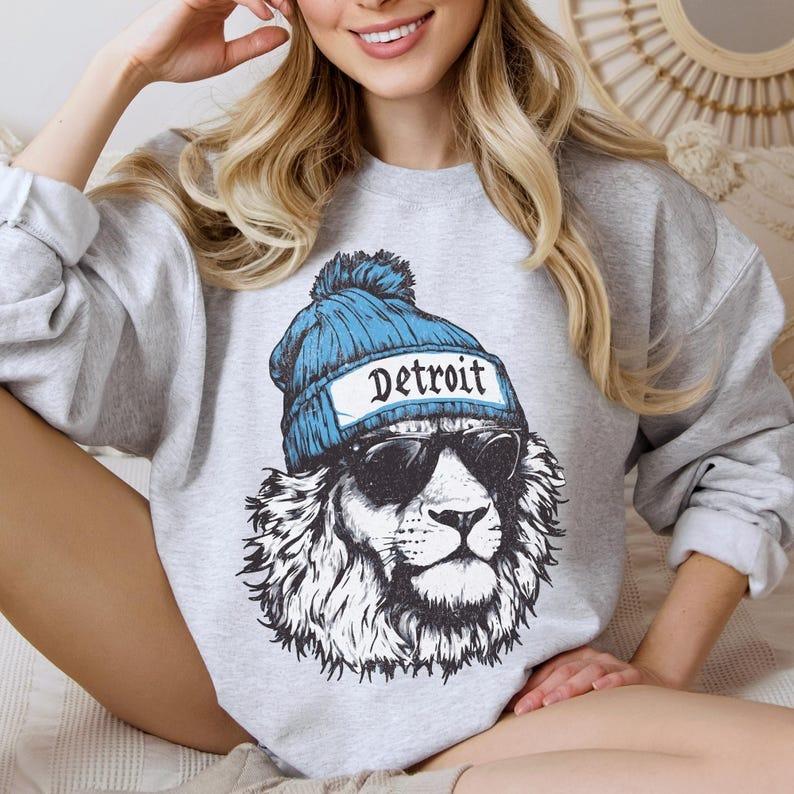 Detroit Football Crewneck Sweatshirt, Vintage Sports Fan Apparel, Trendy Game Day Gift, Unisex Detroit Sweatshirt, Detroit Football Fan
