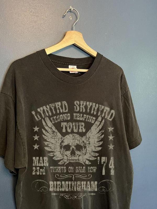Lynyrd Skynyrd Shirt, Lynyrd Skynyrd Tee, Band Shirt, Music Shirt, Rock N Roll, Skynyrd Shirt, Southern Rock, Lynyrd Skynyrd Gift - Unisex T-Shirt, Ho