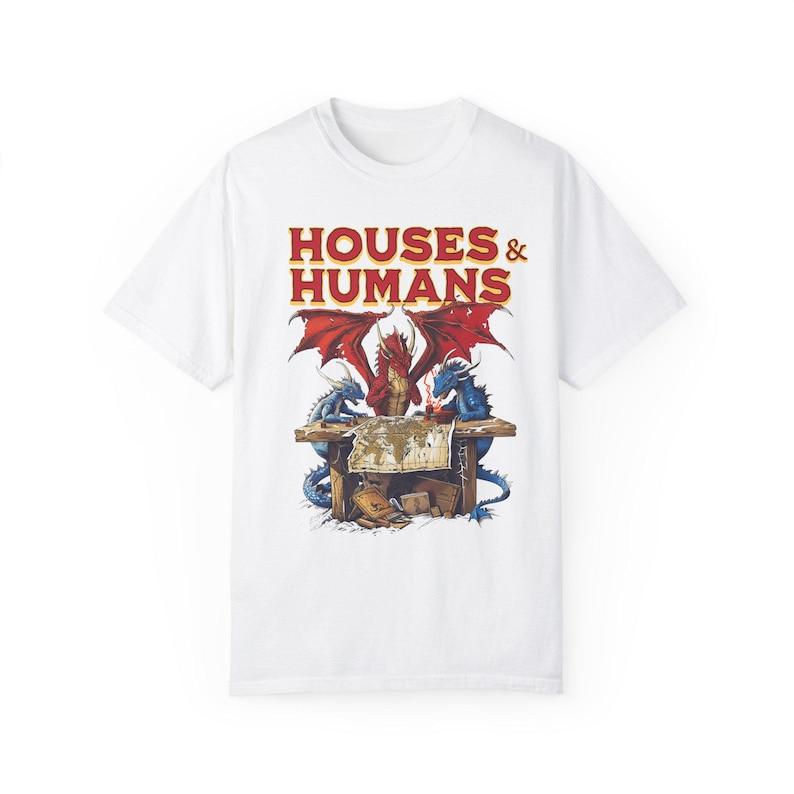 Houses and Humans D&D Shirt - Funny Dungeons and Dragons Gift Tee, Vintage Retro 90s Joke D and D T-Shirt Menswear Top