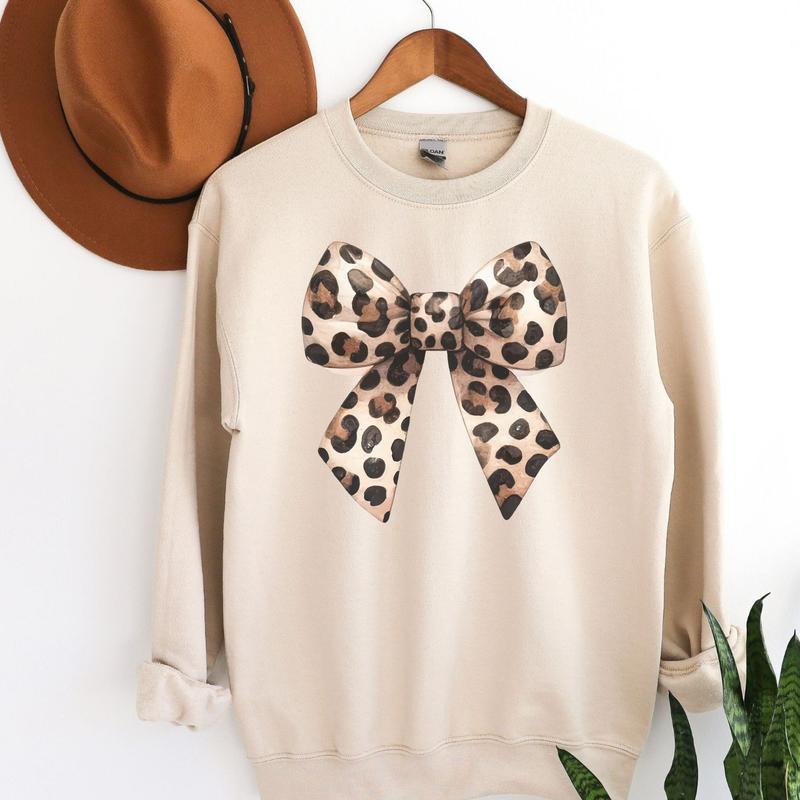 Leopard Bow Crewneck Sweatshirt, Womenswear Christmas Soft Printed Sweatshirt, Cozy Holiday Oversized Top Fleece Unisex