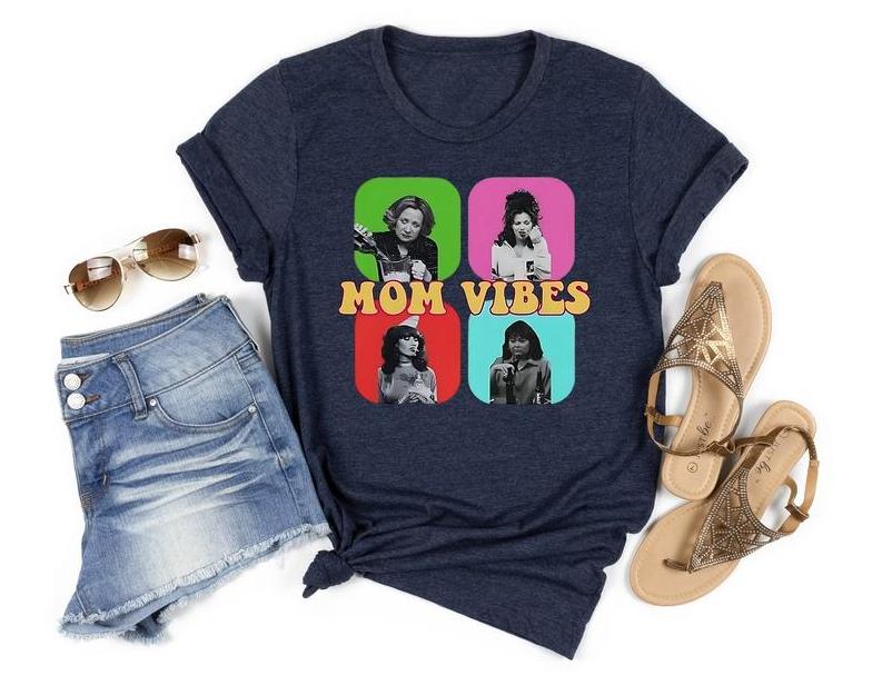 90’s Mom Vibes Vintage Funny Mom T-Shirt, Retro Funny Mom T-Shirt, Mom Life Unisex Gildan Shirt Top Womenswear