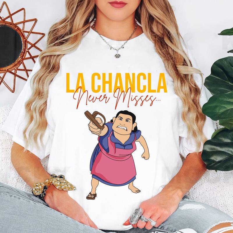 La Chancla T-Shirt, Funny Hispanic Moms T-Shirt, Te Calmas O Te Calmo T-Shirt