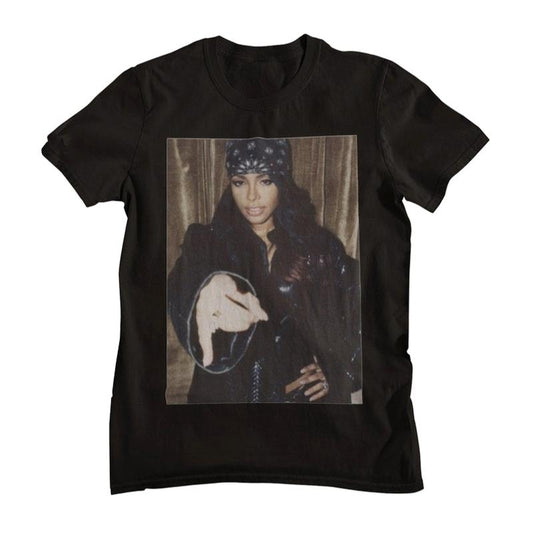 Aaliyahss Vintage Style T-shirt, Graphic Tees, Shirt For Mens, Womens