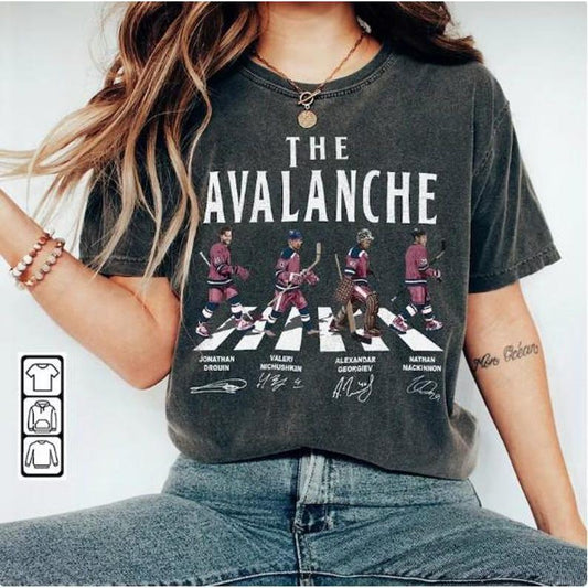 Avalanch.e Walking Abbey Road Signatures Ice Hockey Shirt, Jonathan Drouin,Valeri Nichushkin, Georgiev, MacKinnon, Colorado Vintage 1010 VCT