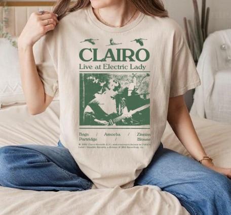 Clairo Sling Album Live at Electric Lady Unisex Tee, CLAIRO Sling tracklist inspired Tshirt