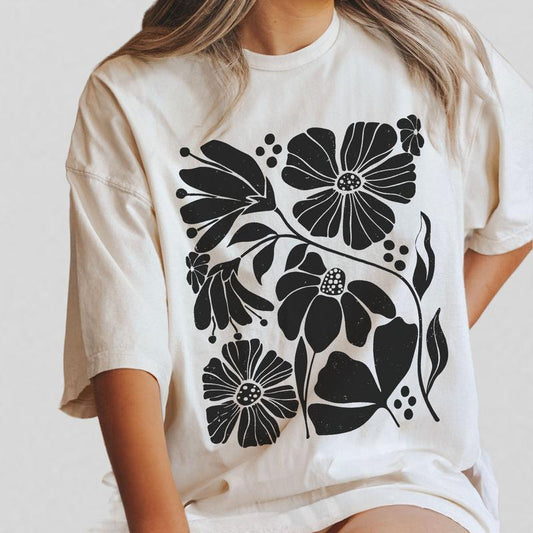 WildFlowers Shirt, Wild Flower Tshirt, Comfort Shirts for Women, Boho Floral Shirt for Her, Vintage Botanical Tee, Gifts For Her, Pastel Floral Nature
