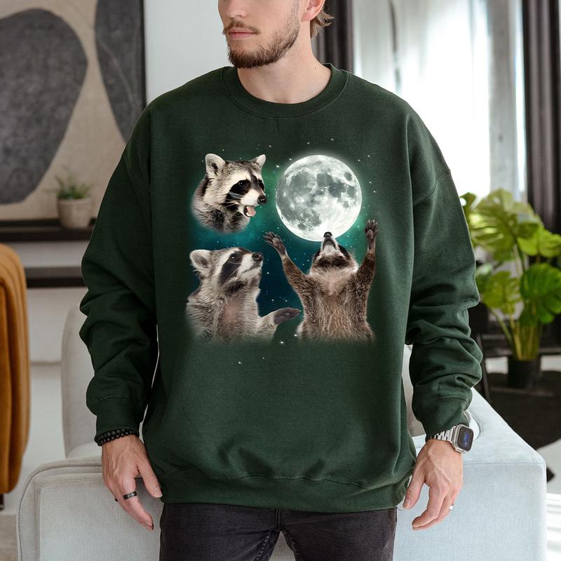 Retro Raccoon Moon Sweatshirt, Three Raccoons Vintage Graphic Shirts, Raccoon Lovers, Funny Raccoon Tee, Raccoon Gifts, Sweatshirt, T-shirt