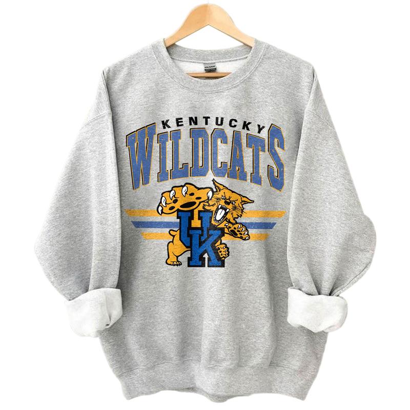 48. Kentucky Wildcats Vintage NCAA Sportswear, University Team Apparel, Classic Basketball and Baseball Gift
