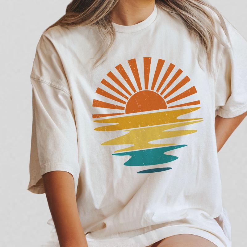 Sunset Shirt, Summer Shirt, Sun Shirt, Retro Sunshine Shirt, Sun Rays Tee, Beachy Vibes Tee, Comfort Shirt for Women, Beach TShirt, Summer Vacation TS