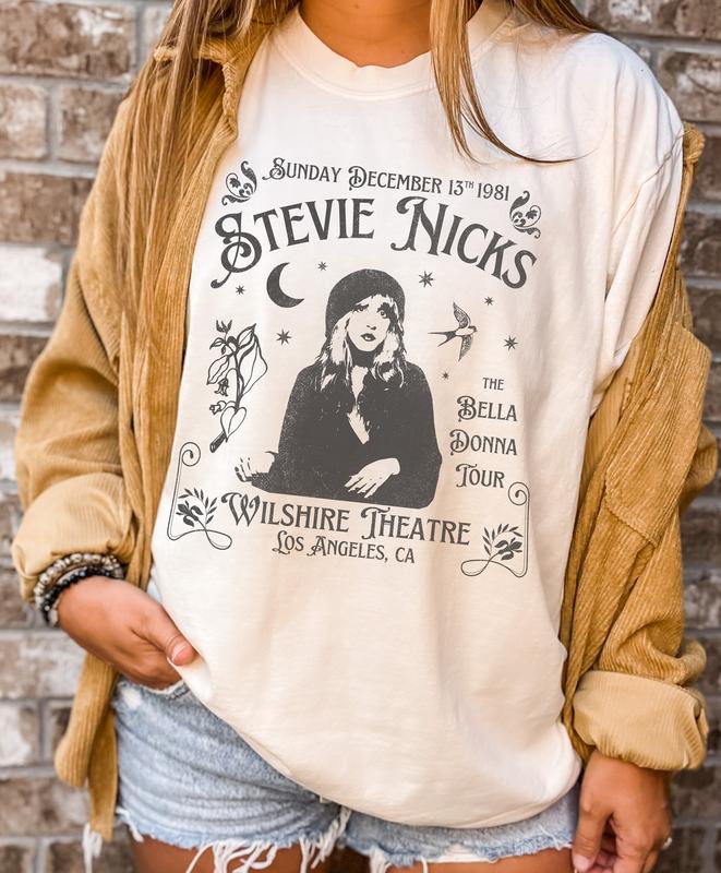 Stevie Nicks Vintage Style T Shirt, Unisex Retro Band Tee, Fleetwood Mac, Boho Top, Witchy Vibe Gift For Girlfriend, Trending Shirt, Unisex Short Slee