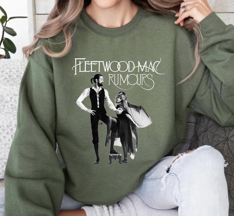 Fleetwood Mac Shirt Sweatshirt , Classic Rock Shirt, Soft Rock Vintage Gift Sweatshirt, Gift For Couple Sweatshirt