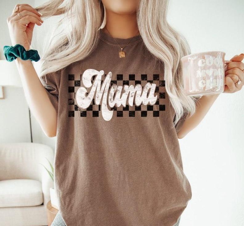 Checkered Mama Shirt, Retro Mama Shirt, Mother’s Day Gift, Mom Life Shirt, Mom Sweatshirt, Mom Gift Comfort Comfortable Fabric Top