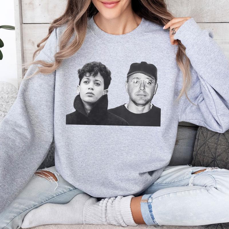 Vintage Young Hаrris Walz Without Text Unisex Shirt