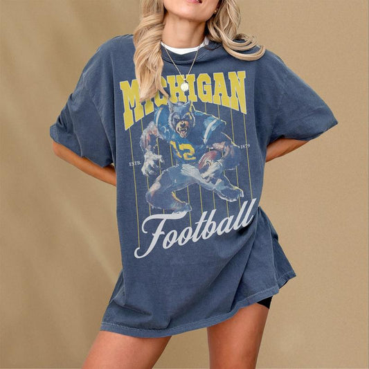 Vintage Michigan Football Graphic T-Shirt, Retro Sports Fan Memorabilia Merch, Michigan Football Jersey Tee Shirt, Full Sizes, Full Colors, Unisex Rou