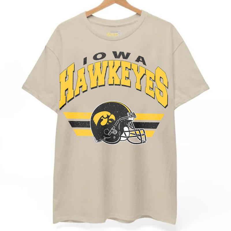 Iowa Hawkeyes Vintage Football NCAA Sweatshirt - Tshirt - Hoodie, University of Iowa Unisex Football NCAA Shirt, Unisex Vintage NCAA Shirt, Classic Fo