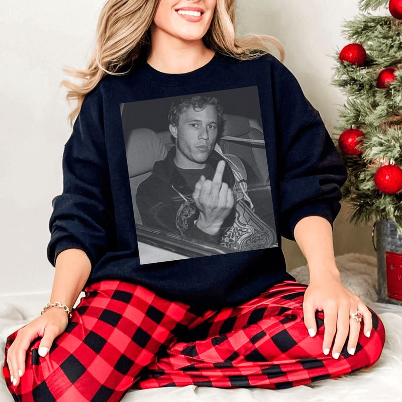 Heath Ledger Middle Finger Shirt, Heath Ledger Merch, Patrick Verona Shirt, Rip Heath Ledger SÆ°eatshirt, Unisex Clothing, Clothing
