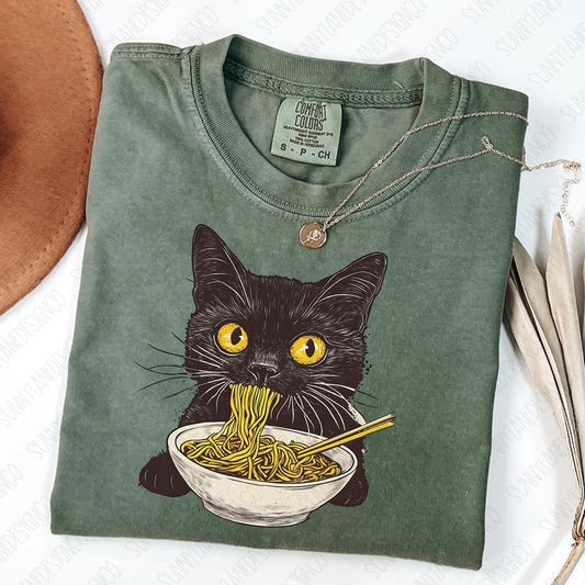 Noodle Cat Shirt, Cat Shirt, Ramen Cat T-Shirt, Cat Mom Cat Tee Cat Lover Shirt Animal Lover Tee Cat Lovers Shirt Gift for Mom Gift for Dad