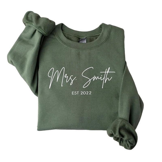 Custom Mrs Sweatshirt, Mrs Last Name Sweatshirt, Bride Personalized Sweatshirt, Wifey Sweatshirt, Bride Sweatshirt, Mrs Custom, Future Mrs