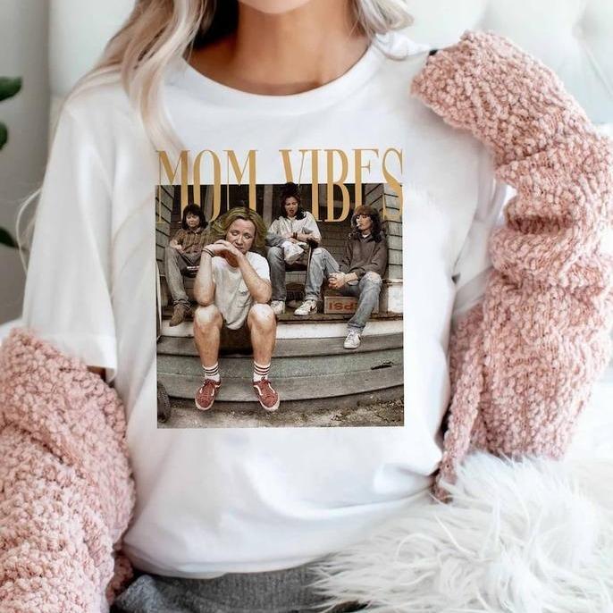 Mom Vibes Thug Life Shirt, Vtg 90s Mom Vibes Shirt, Cool Mom Empower Womens, Unisex Short Sleeve Tee Shirt Top Womenswear